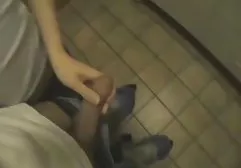 دختر جوان زرق و برق دار با پدربزرگ نوجوان پدربزرگ ساده و داستان تصویری سک ساده لوح را اغوا می کند