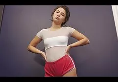 SB3 Alyssa او را برای پیاده شدن فرار داستان تصویری پورن می کند!