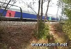 دستباف و از داستان سکسی تصویری فارسی blowjob در استخر